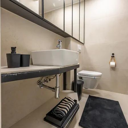 Korina - 2 Appartments, 1 With Jacuzzy * Dramalj