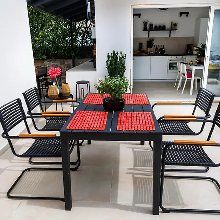 Apartman Korina - 2 Appartments, 1 With Jacuzzy Dramalj