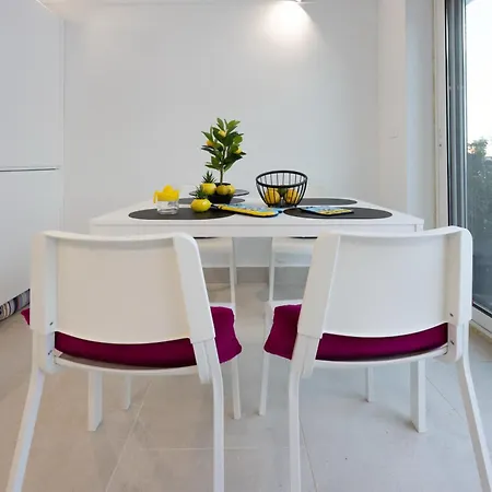 Korina - 2 Appartments, 1 With Jacuzzy Apartman *