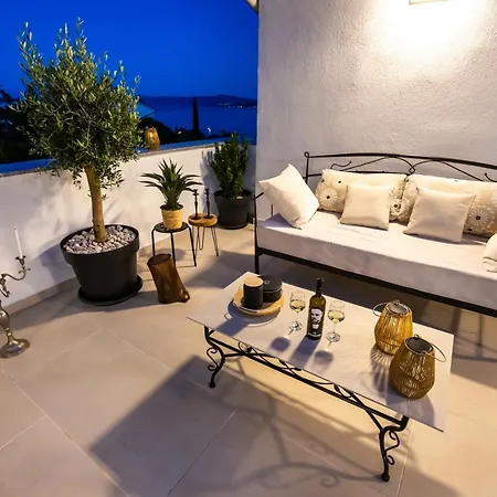 Apartman Korina - 2 Appartments, 1 With Jacuzzy Dramalj